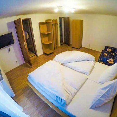Casa Germana Otel Lupeni  Dış mekan fotoğraf