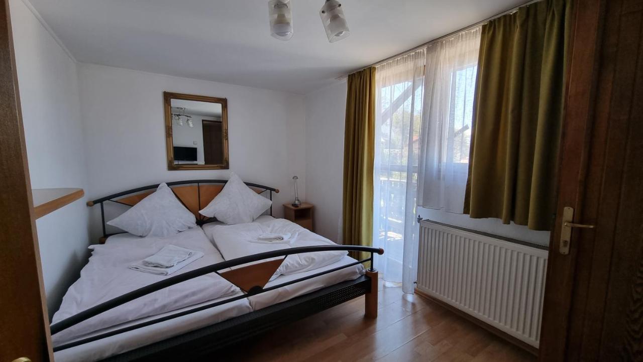 Casa Germana Otel Lupeni  Dış mekan fotoğraf