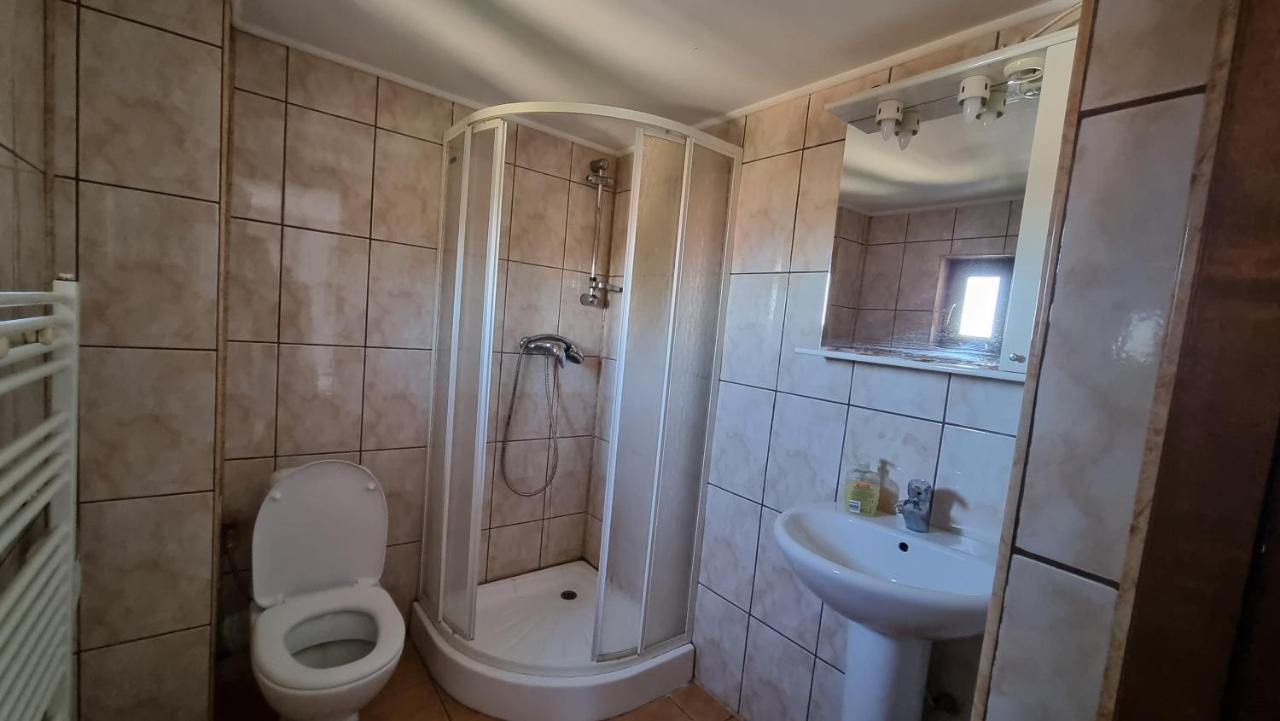 Casa Germana Otel Lupeni  Dış mekan fotoğraf